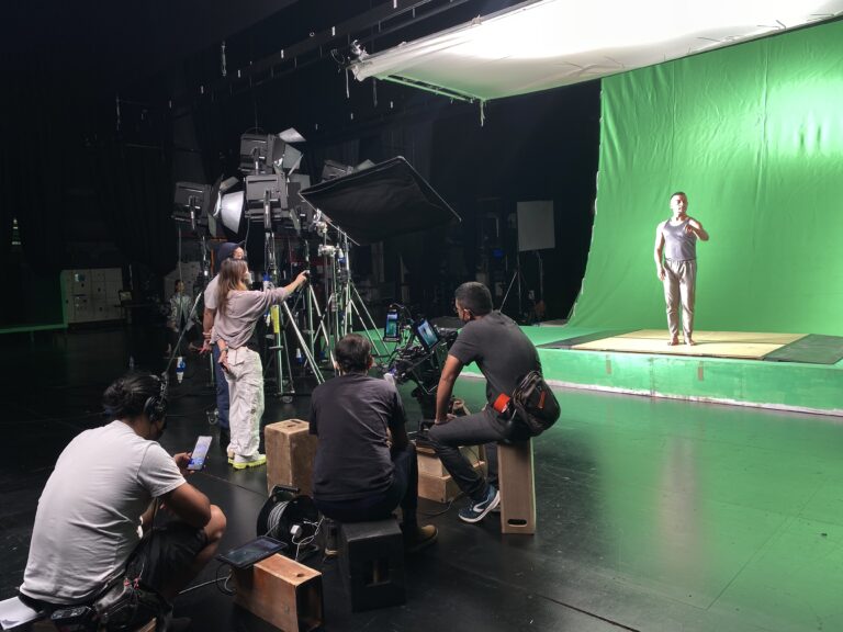 Esplande greenscreen
shoot setup